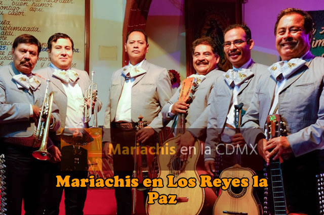 Mariachis en Los Reyes la Paz 